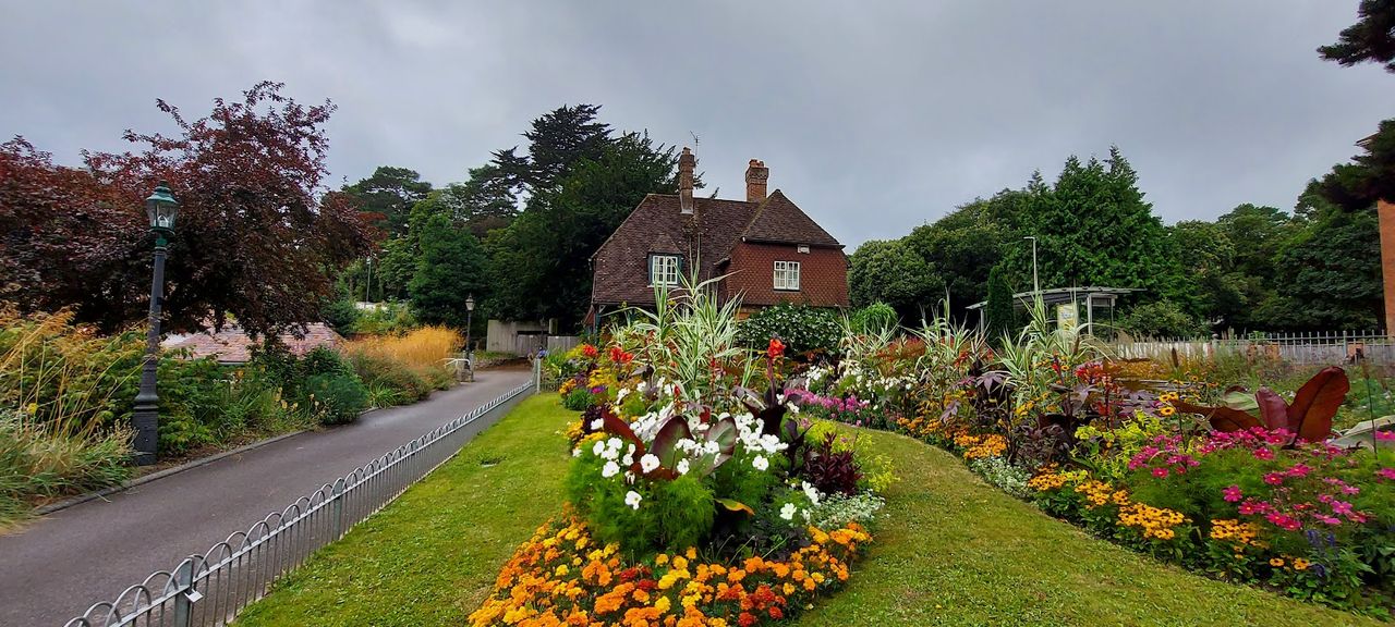 Lincoln House