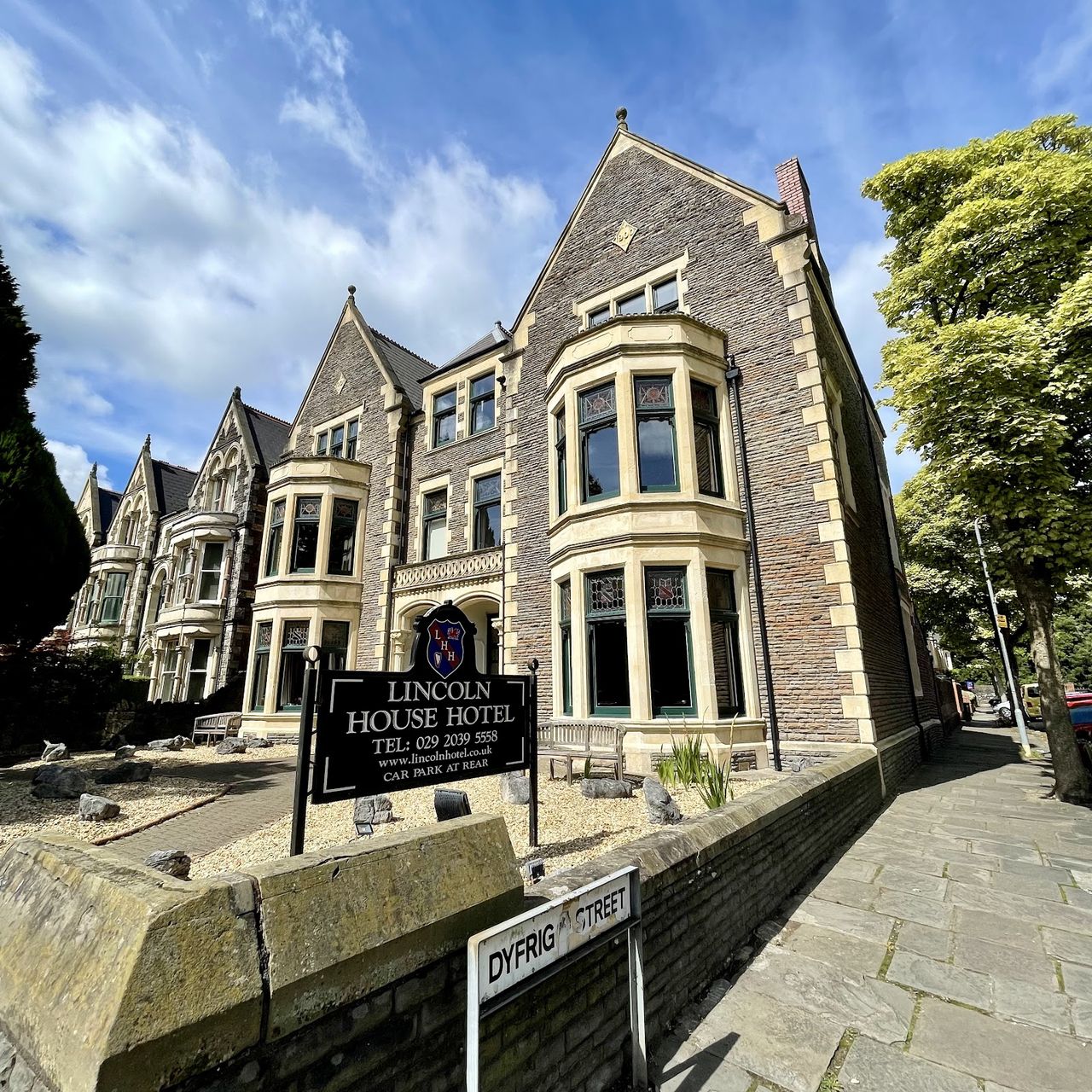 Lincoln House Hotel
