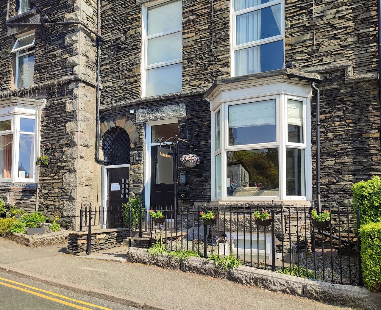 Lingmoor Guest House