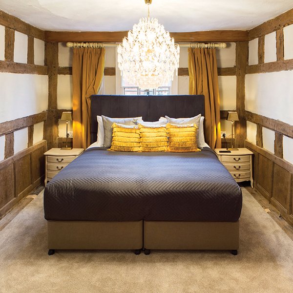 Lion & Swan Hotel