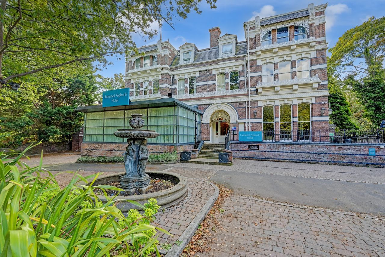 Liverpool Aigburth Hotel By Belvilla