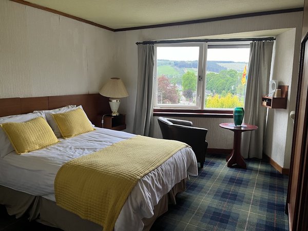 Loch Ness Lodge