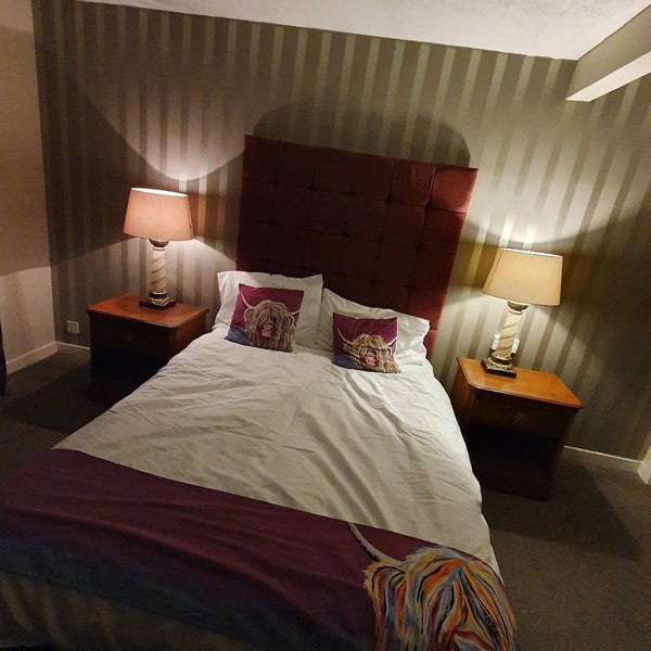 Lochearnhead Hotel