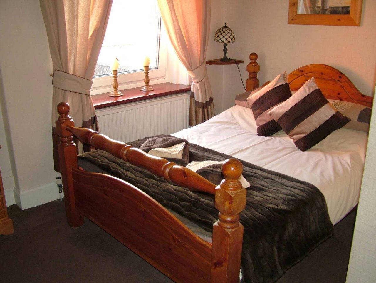 Lochenlee Guest House