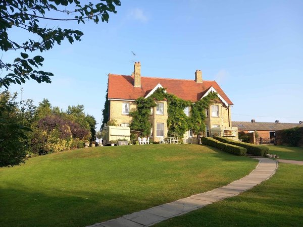 Lodge Farm House B&B