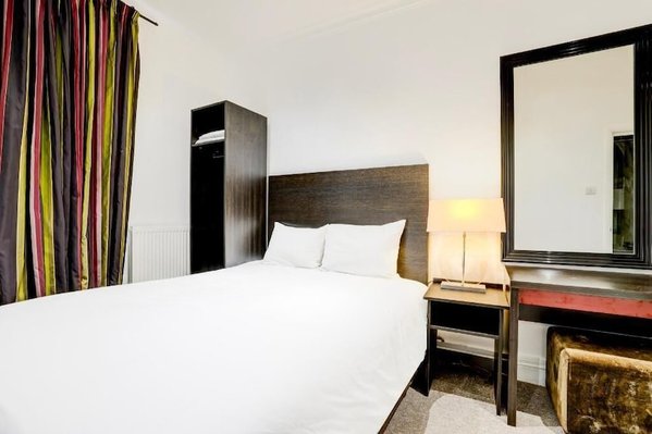 London Shelton Hotel