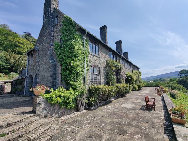 Luxury Bed And Breakfast at Bossington Hall