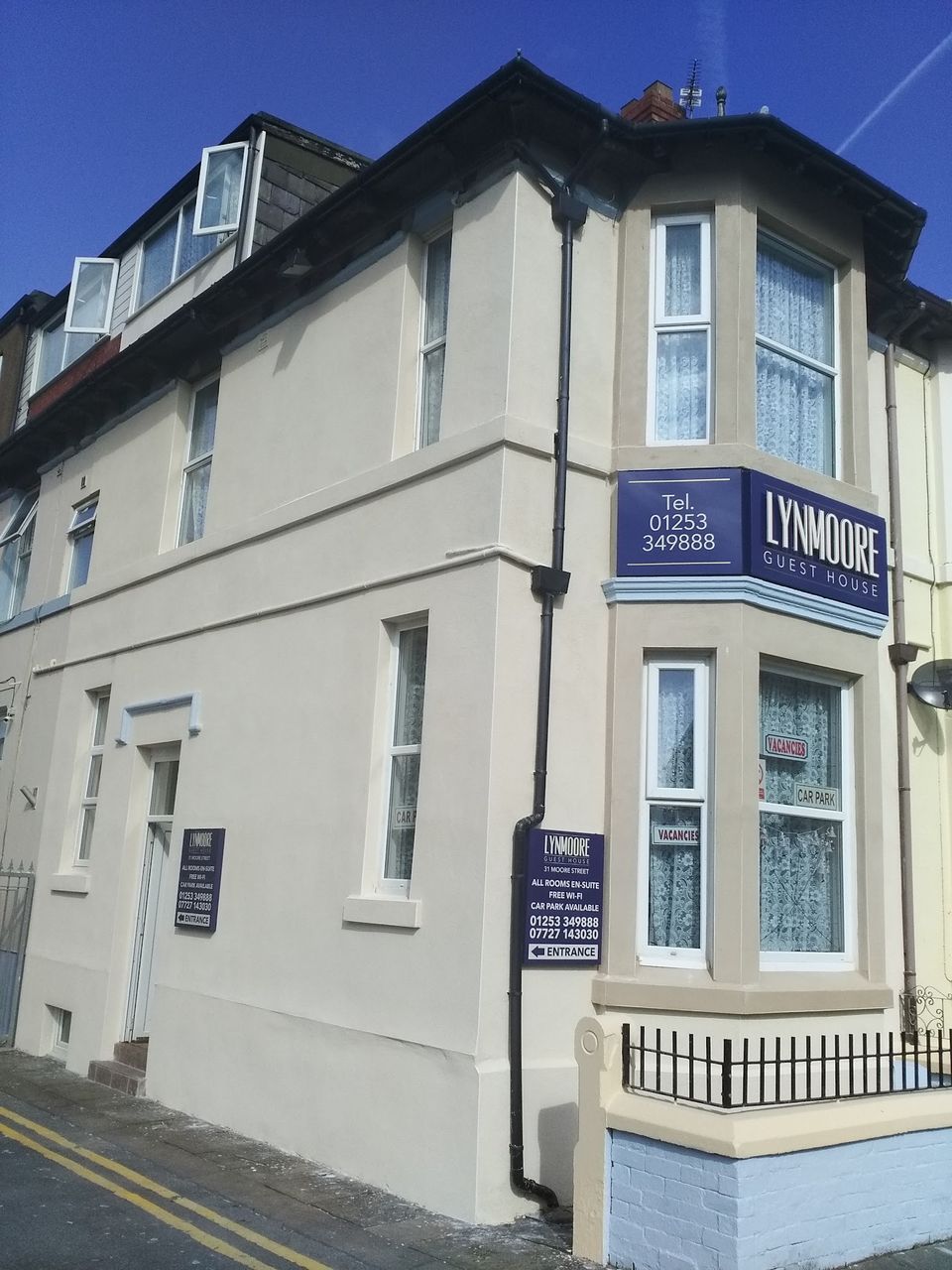 Lynmoore Guest House