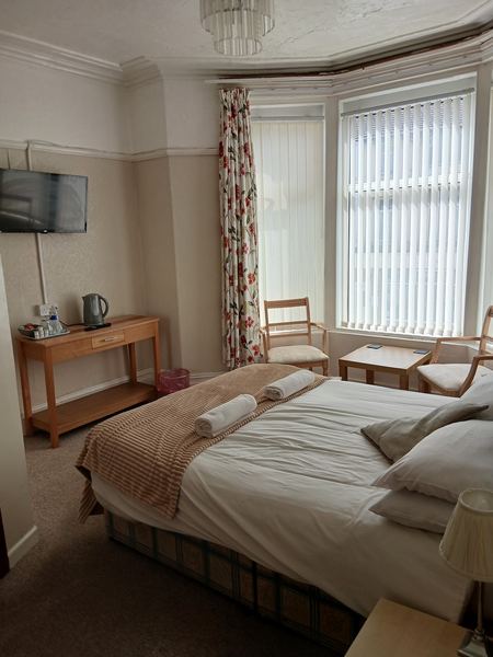 Lynwood Hotel