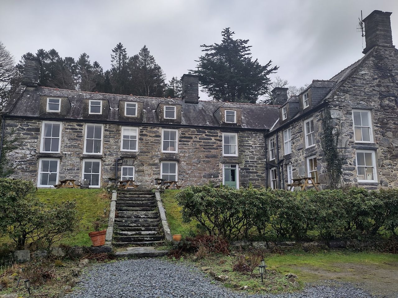Maes y Neuadd Country House Hotel