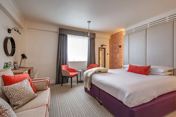 Maids Head Hotel