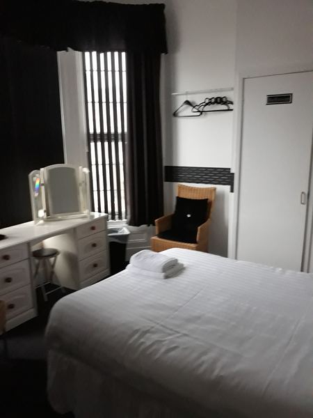 Manhattan Hotel