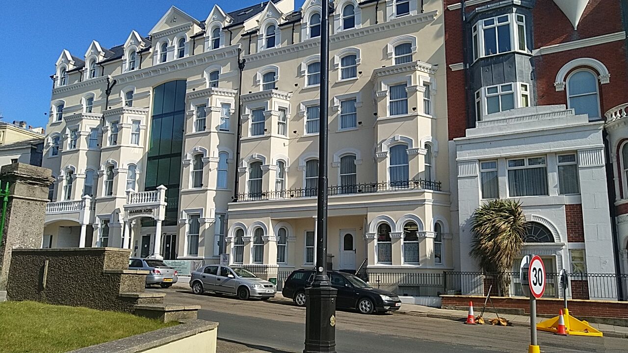 Mannin Hotel