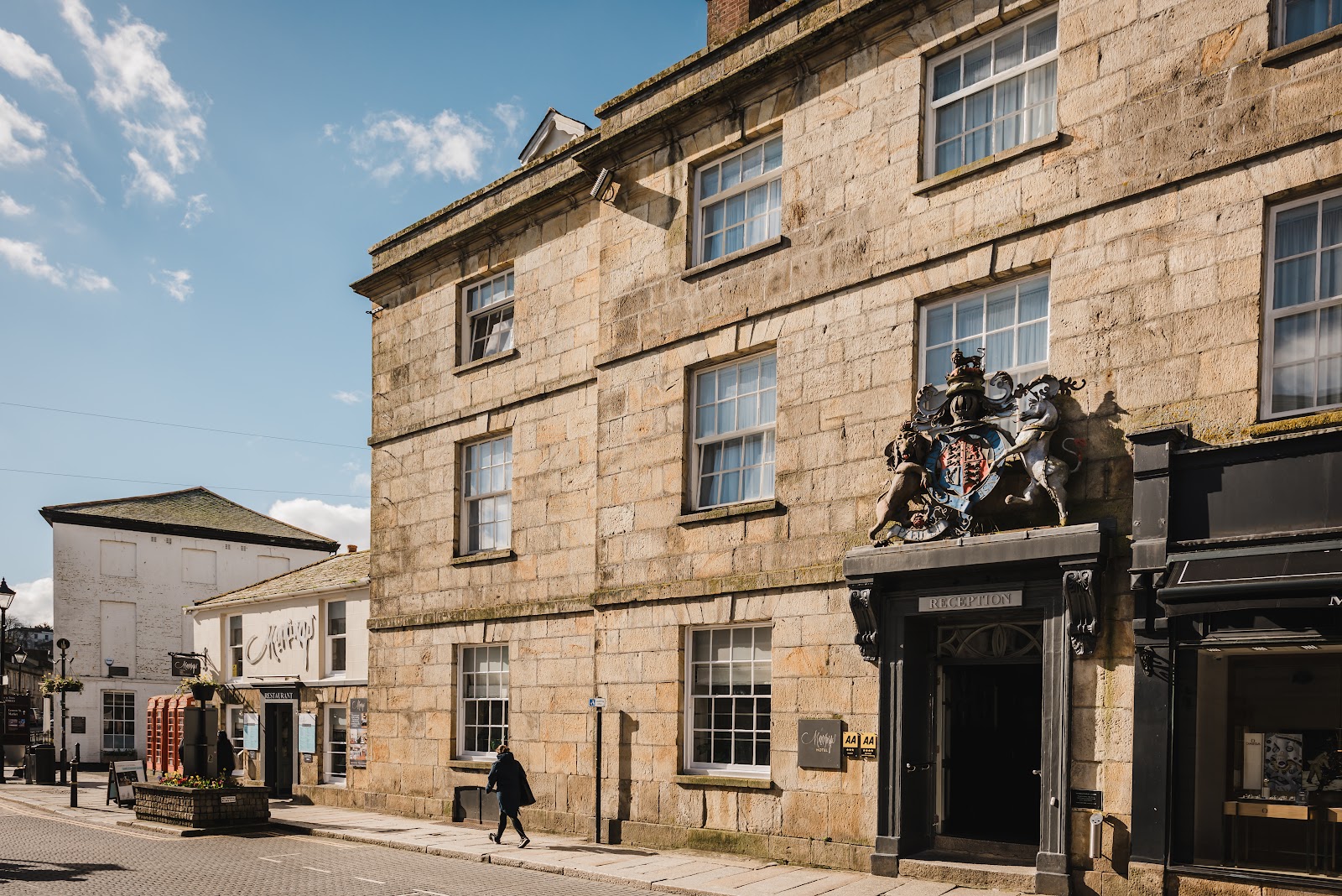 Mannings Hotel