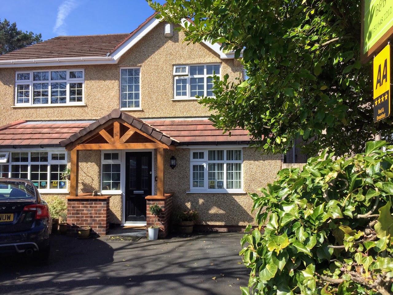 Manor Garden Lodge