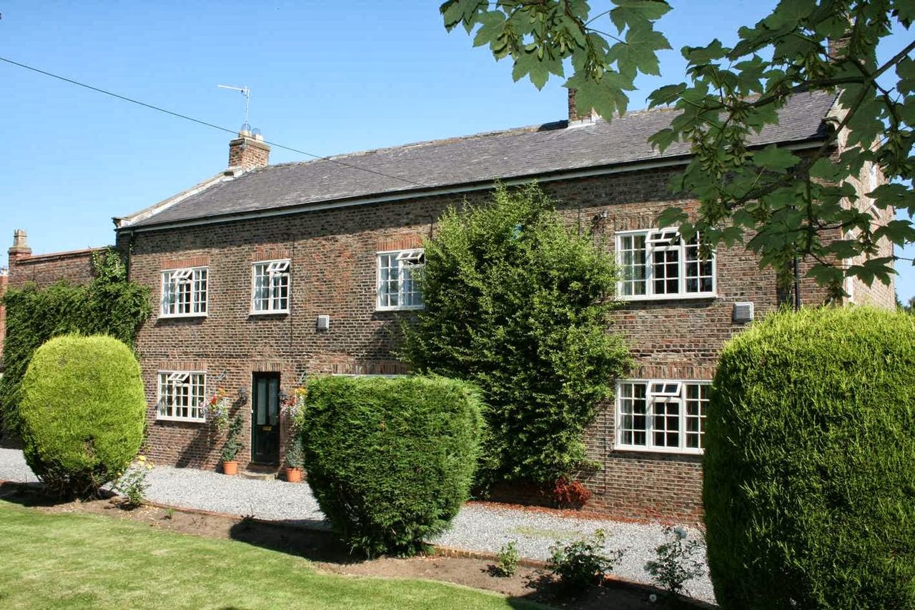 Manor Guest House