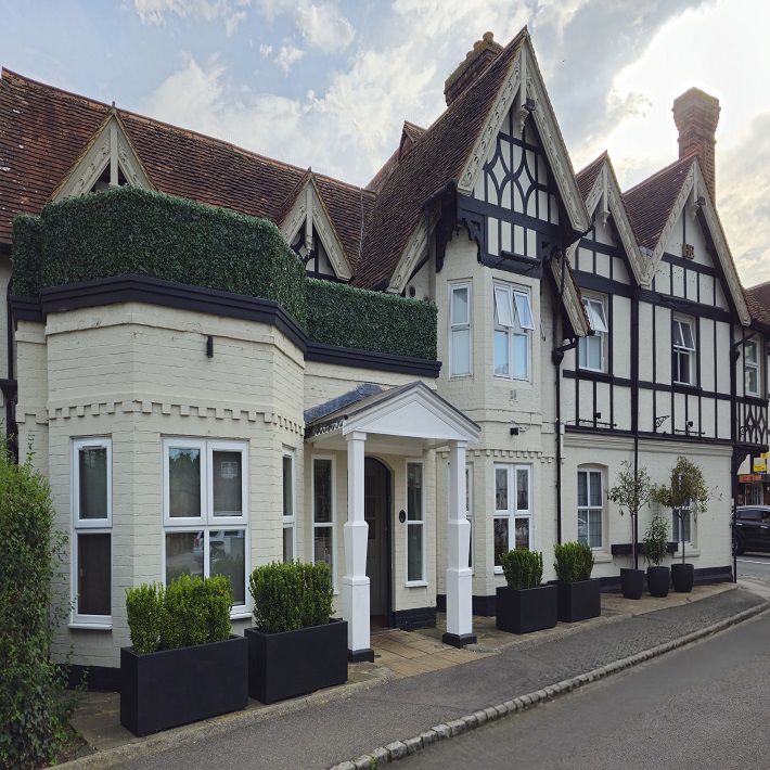 Manor Hotel