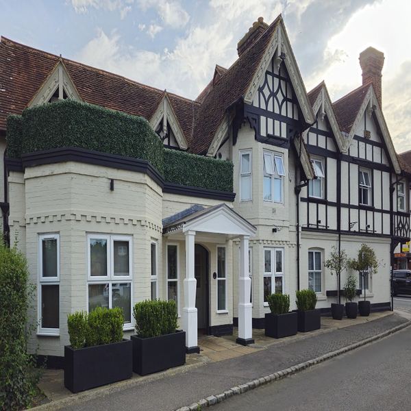 Manor Hotel