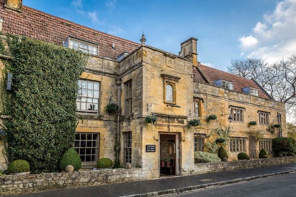 Manor House Classic Hotel