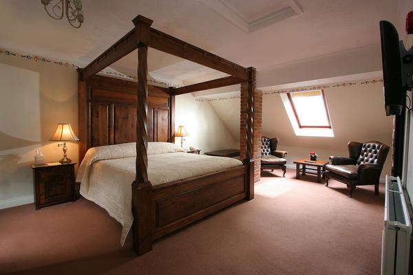 Marsh Farm Hotel