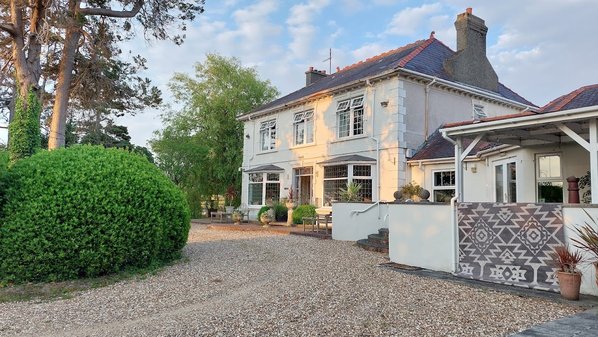 Meifod Country House Hotel