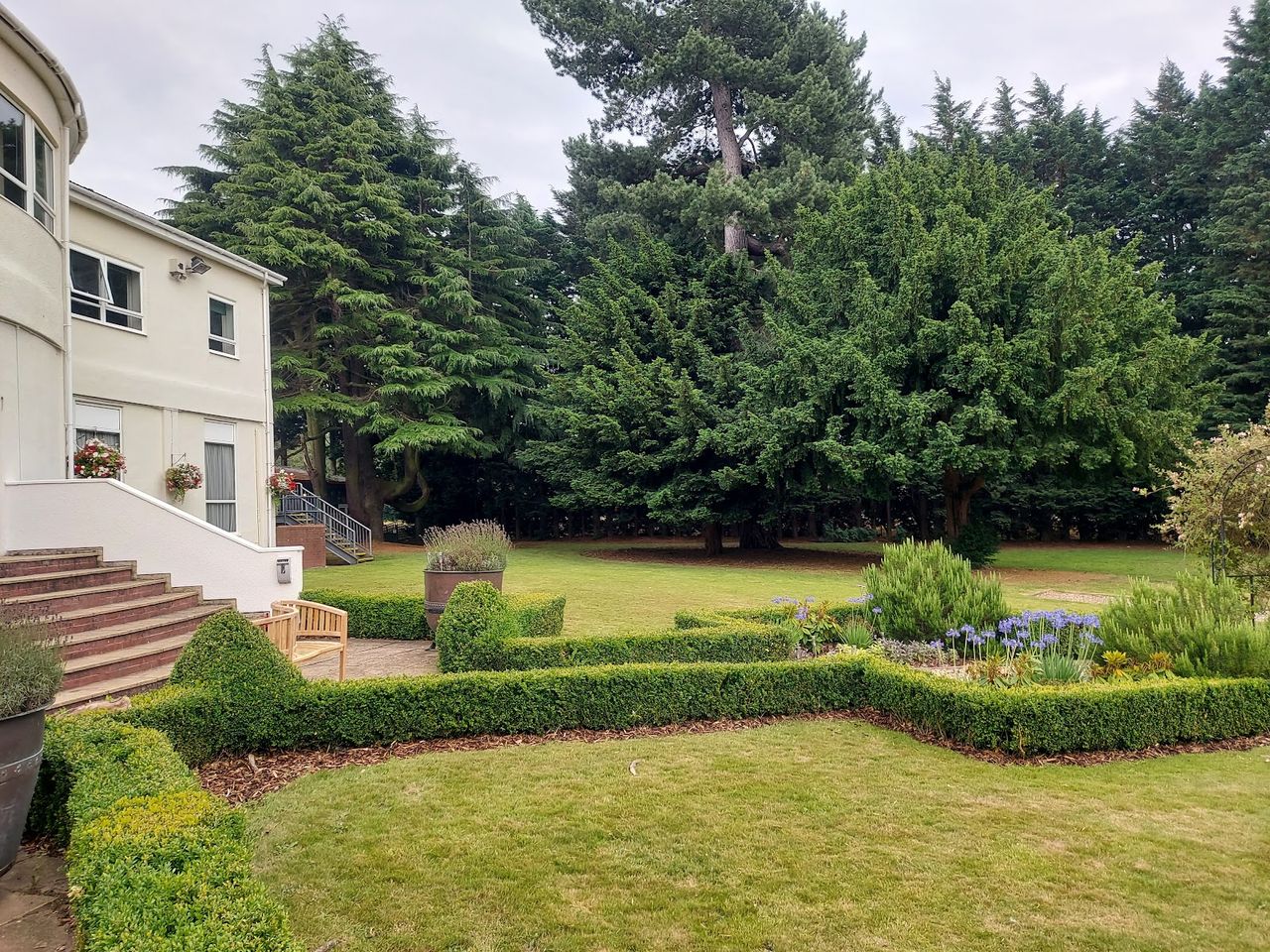 Mercure Chester Abbots Well Hotel