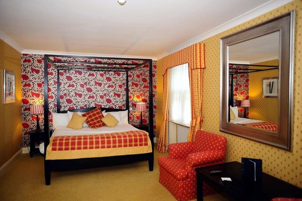 Metropole Hotel and Spa
