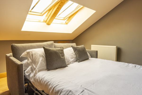 Mono Suites
