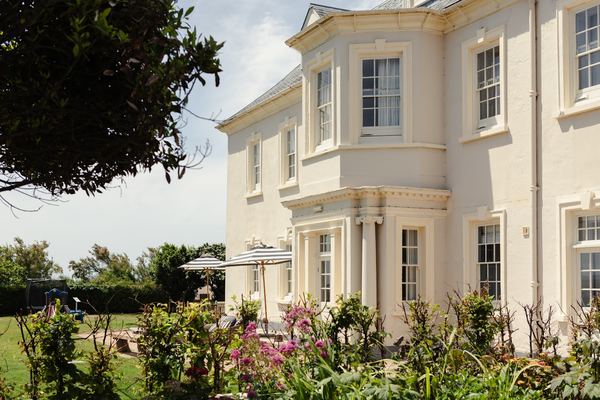 Moonfleet Manor Hotel