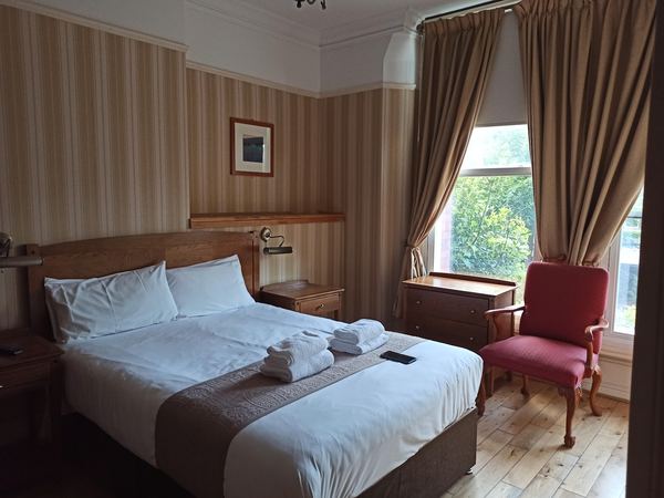 Mountford Hotel