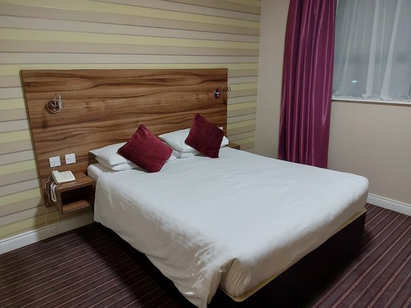 Mourne Country Hotel