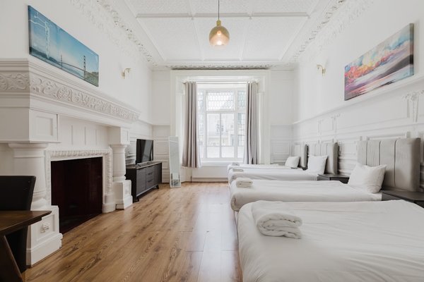 Mstay Hyde Park Hotel