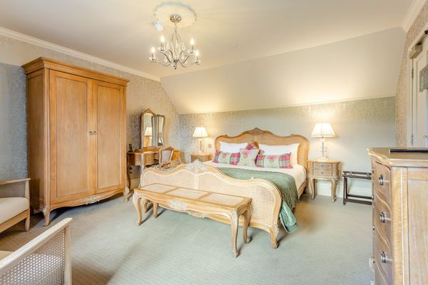 Muckrach Country House