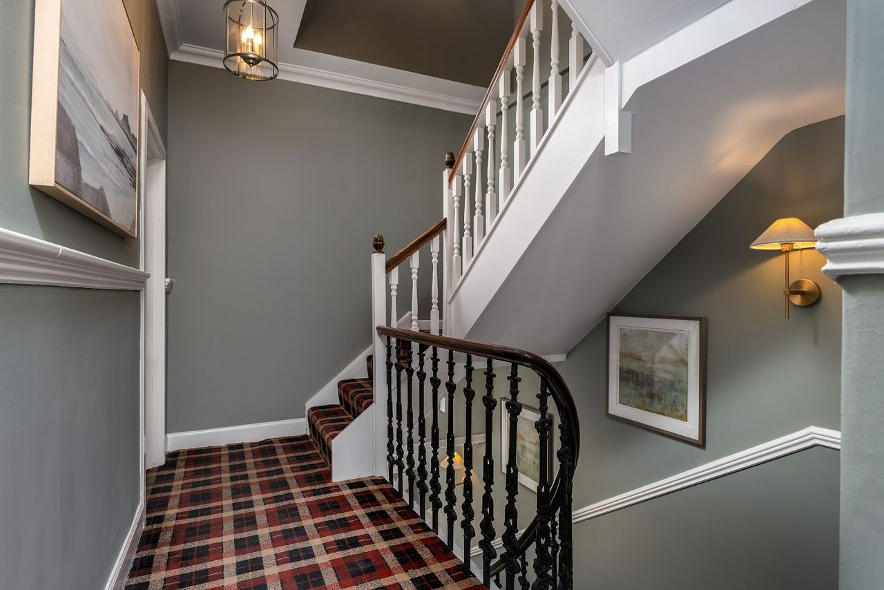 Munro Guest House