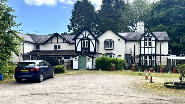 Nettleton Country House