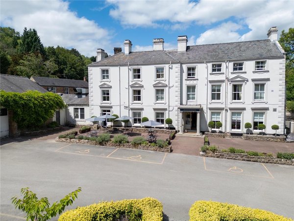 New Bath Hotel & Spa
