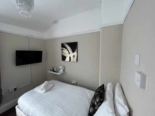 New Derina Hotel