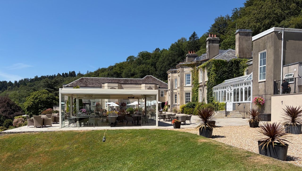 New House Country Hotel