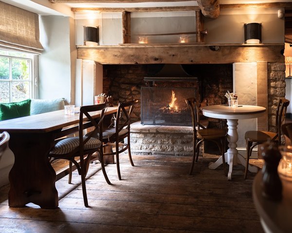 New Inn at Coln