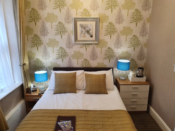 Newholme Hotel & Baileys Bistro