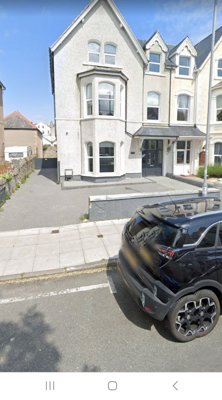 No 27 Chapel Street Guest House Hawarden Villa