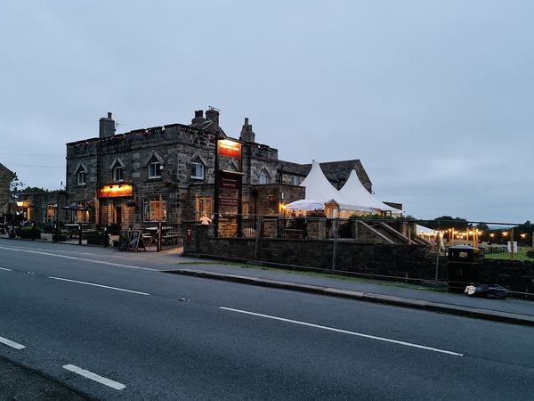 Norfolk Arms Hotel