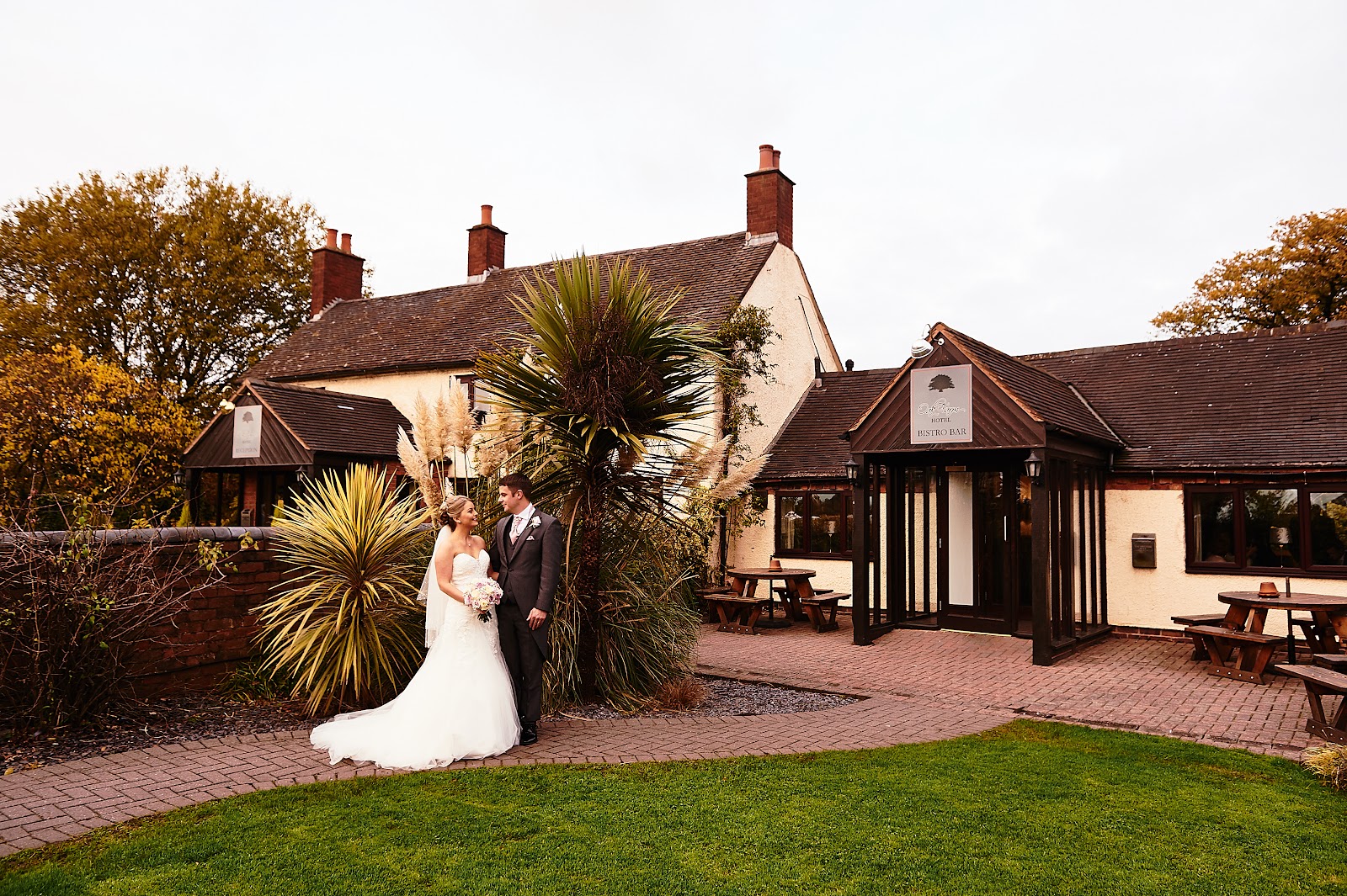 Oak Farm Hotel