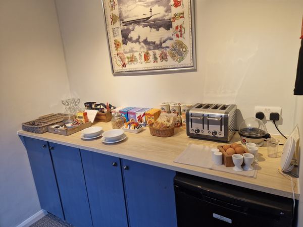 Oak Tree Lodge & Holiday Parking