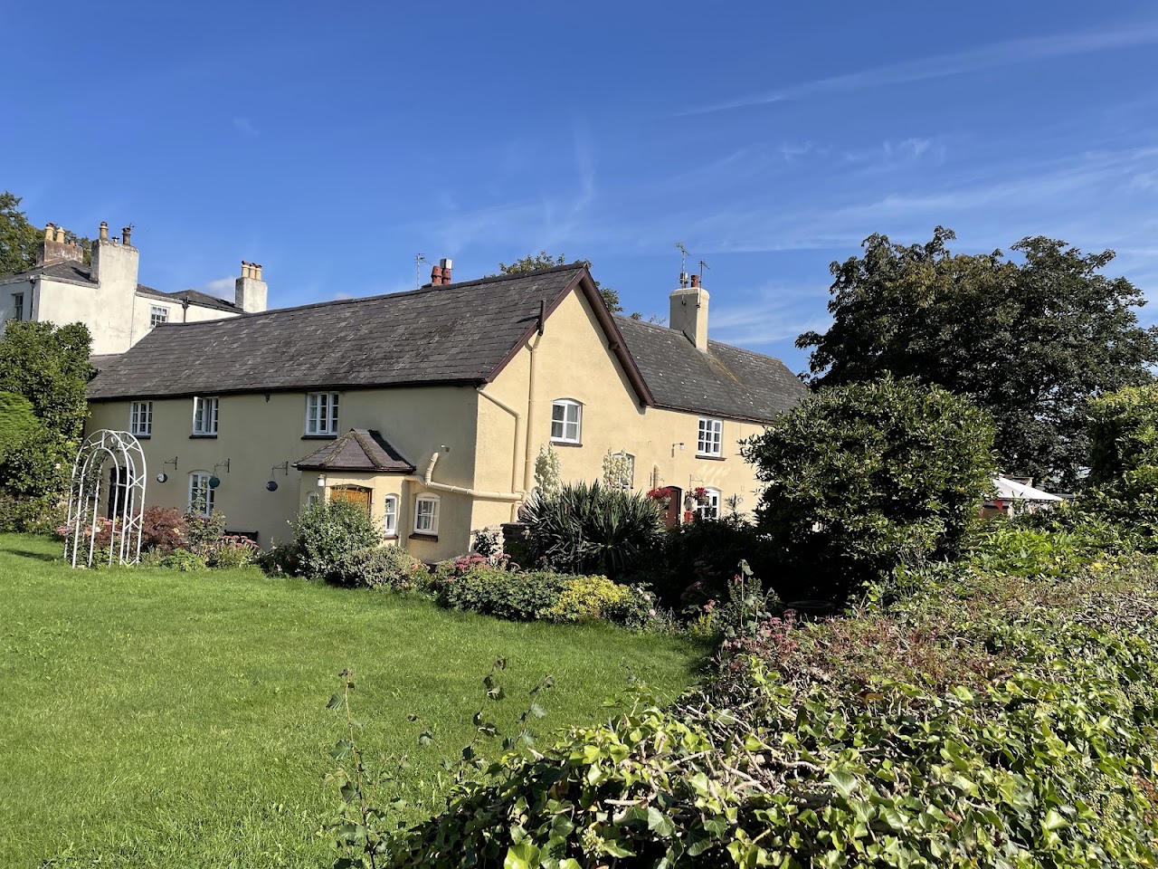 Oakenholt Farm Bed and Breakfast