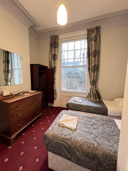 Oakley Hotel