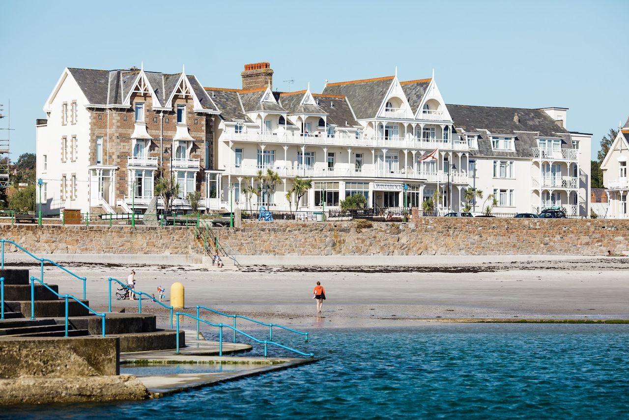 Ommaroo Hotel