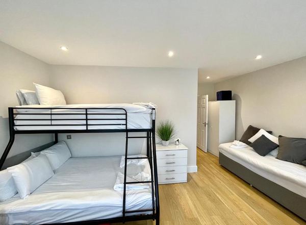 OTTO Superb Penthouse & Spa