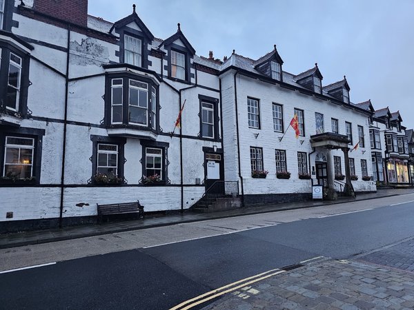 Owain Glyndwr Hotel