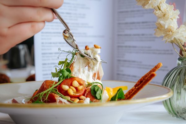 OX Hotel Bar & Grill